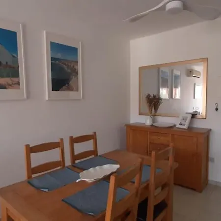 Limnaria - Superb, Modern 1br With Pool Views דירה *